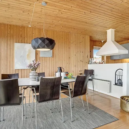 Awesome Home In Laeso With Kitchen Eksteriør bilde